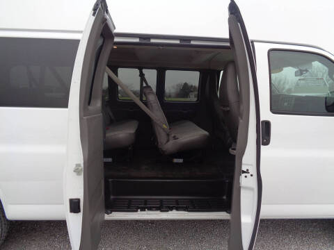 2017 Chevrolet Express LT 3500