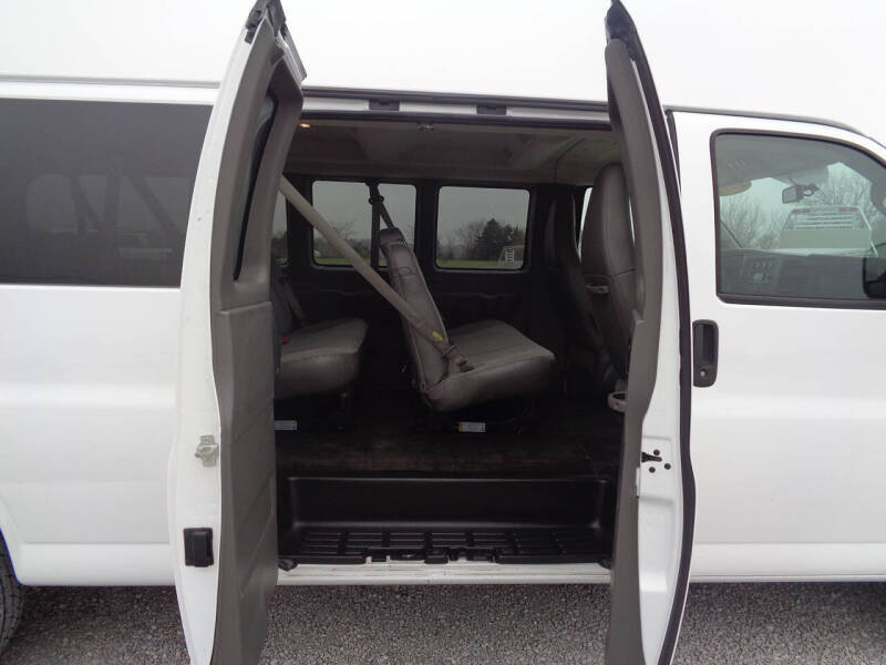 2017 Chevrolet Express LT 3500