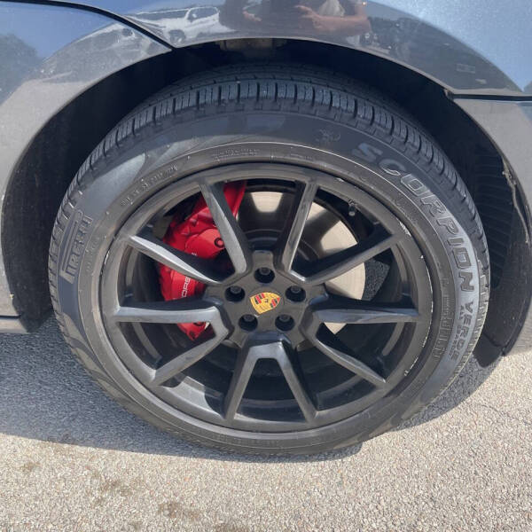 2017 Porsche Macan GTS