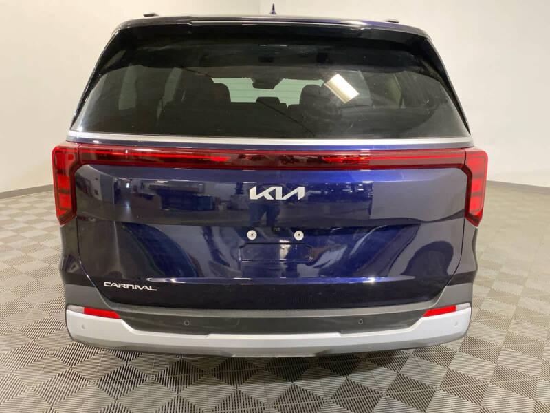 2026 Kia Carnival EX