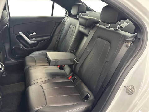 2020 Mercedes-Benz A-Class A 220 4MATIC