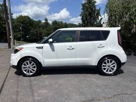 2017 Kia Soul +