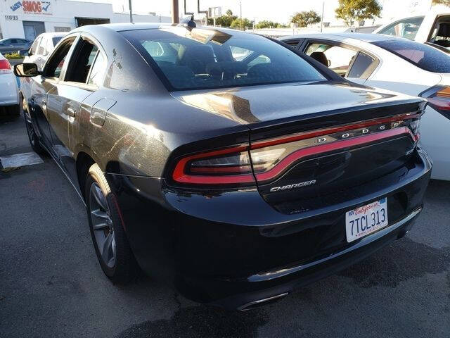 2017 Dodge Charger SXT