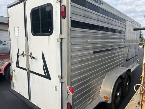 1999 CHEROKEE HORSE TRAILER