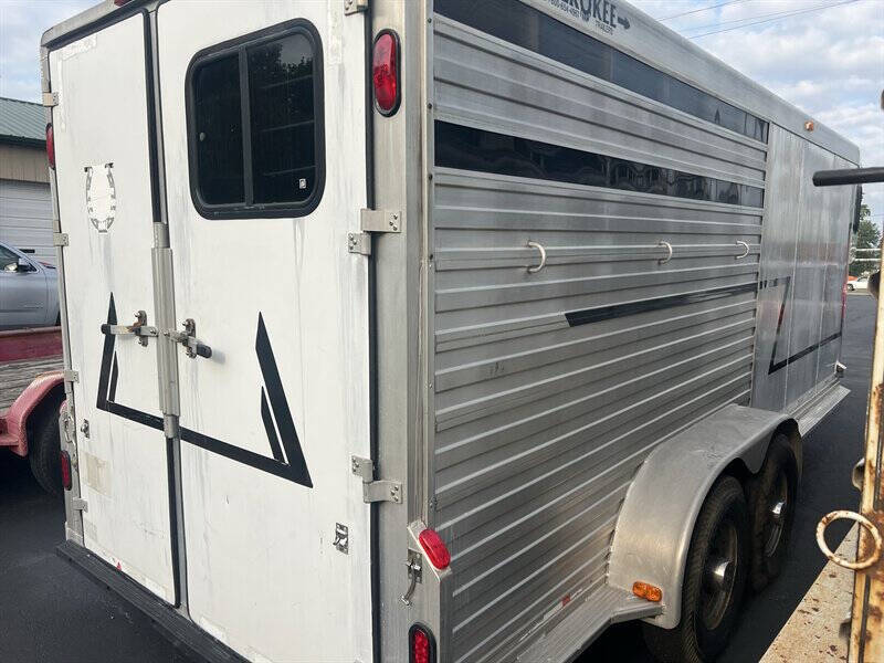 1999 CHEROKEE HORSE TRAILER
