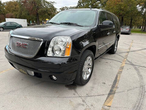 2014 GMC Yukon XL for sale at Credit Connection Sales in Fort Worth TX