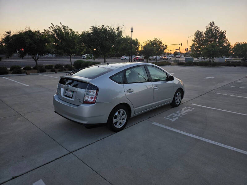 2004 Toyota Prius