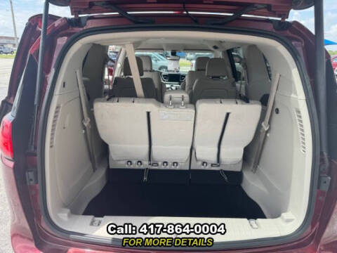 2017 Chrysler Pacifica Touring-L