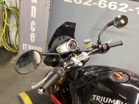 2015 Triumph Speed Triple R ABS