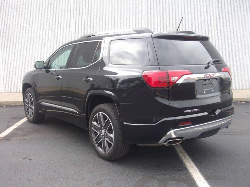 2019 GMC Acadia Denali
