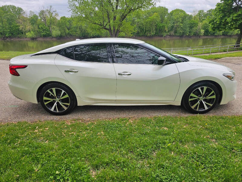 Used 2016 Nissan Maxima S with VIN 1N4AA6AP5GC404278 for sale in Terre Haute, IN