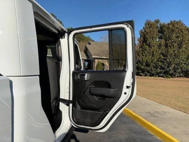 2025 Jeep Gladiator NightHawk