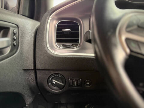 2019 Dodge Charger SXT