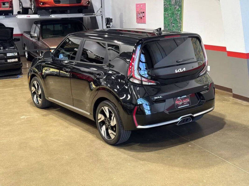 2023 Kia Soul GT-Line