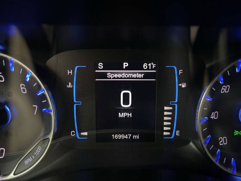 2017 Chrysler Pacifica Touring-L