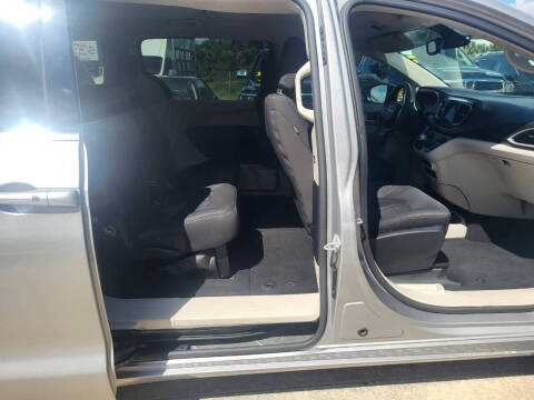 2017 Chrysler Pacifica Touring