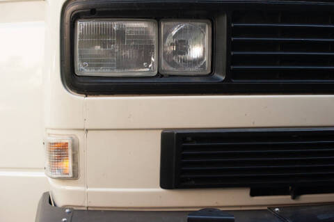 1987 Volkswagen Vanagon Camper