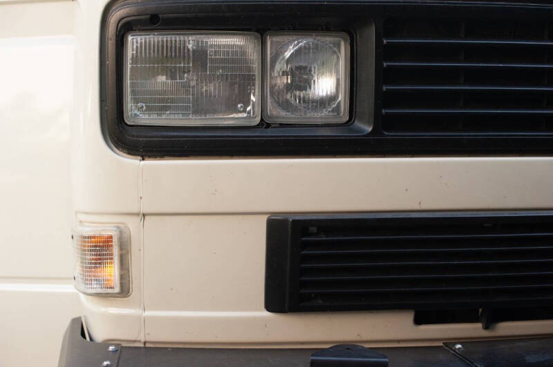 1987 Volkswagen Vanagon Camper