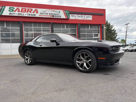 2017 Dodge Challenger SXT Plus