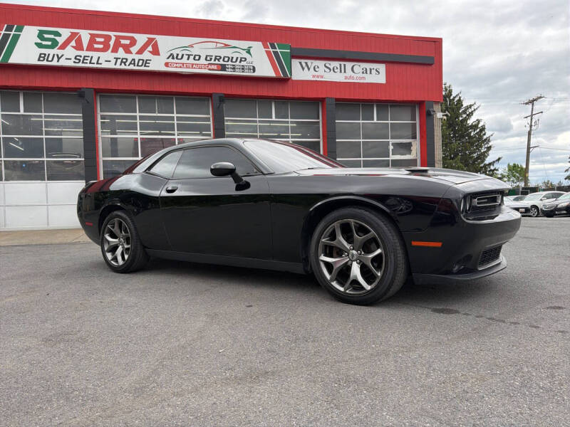 2017 Dodge Challenger SXT Plus