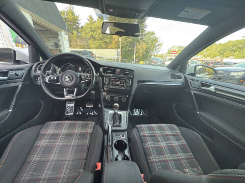 2015 Volkswagen Golf GTI S