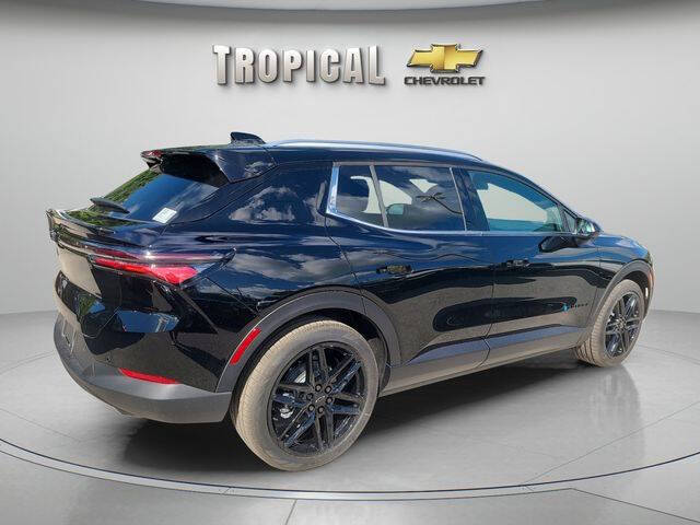 2026 Chevrolet Equinox EV LT 2
