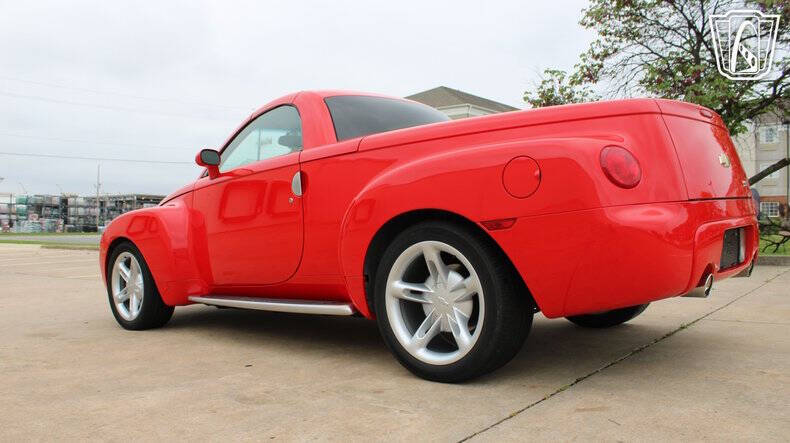 2004 Chevrolet SSR LS