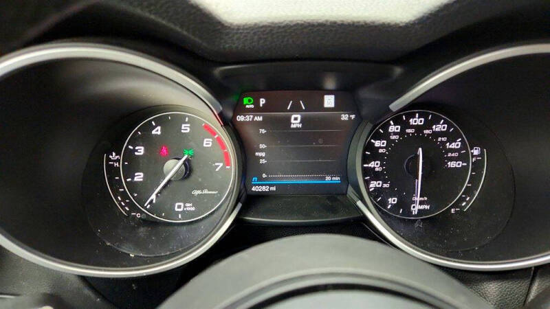 2023 Alfa Romeo Stelvio