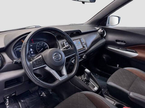 2019 Nissan Kicks SR