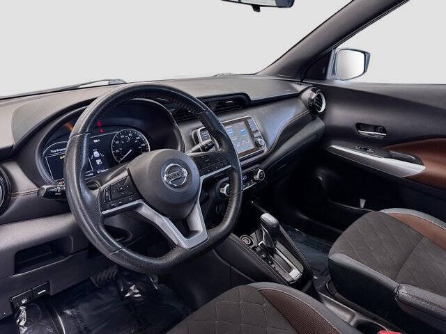 2019 Nissan Kicks SR
