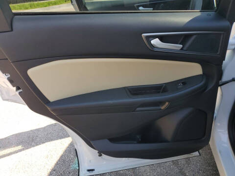 2020 Ford Edge SE