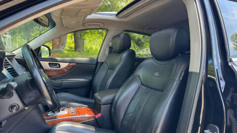 2011 Infiniti FX35