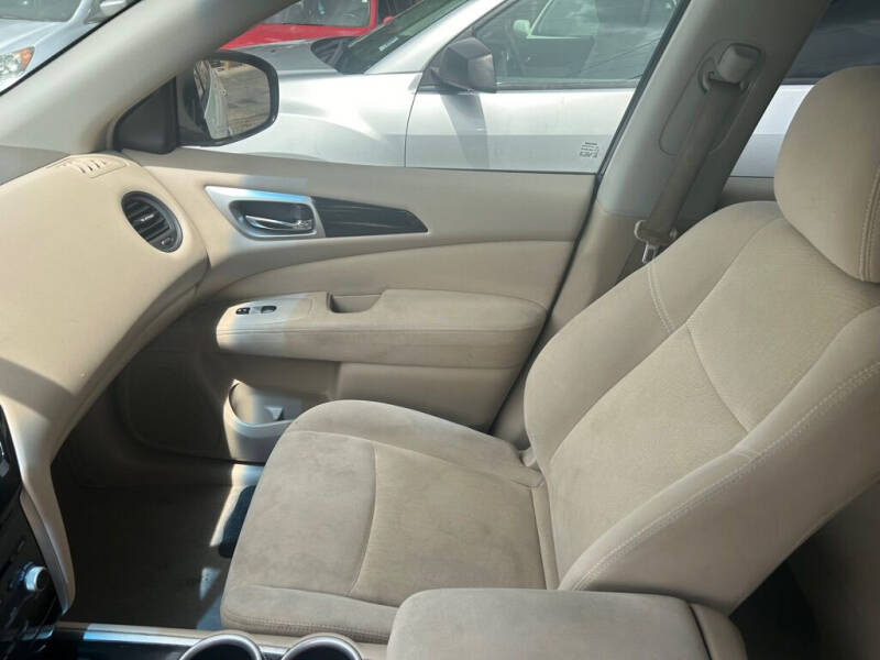 2013 Nissan Pathfinder S