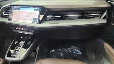 2024 Audi Q4 e-tron quattro Premium Plus 50