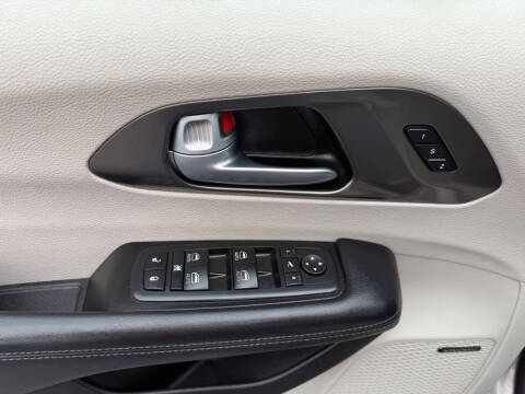 2017 Chrysler Pacifica Limited