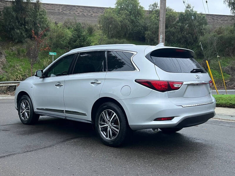 2017 Infiniti QX60
