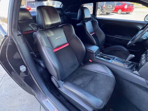 2014 Dodge Challenger SRT8 Core