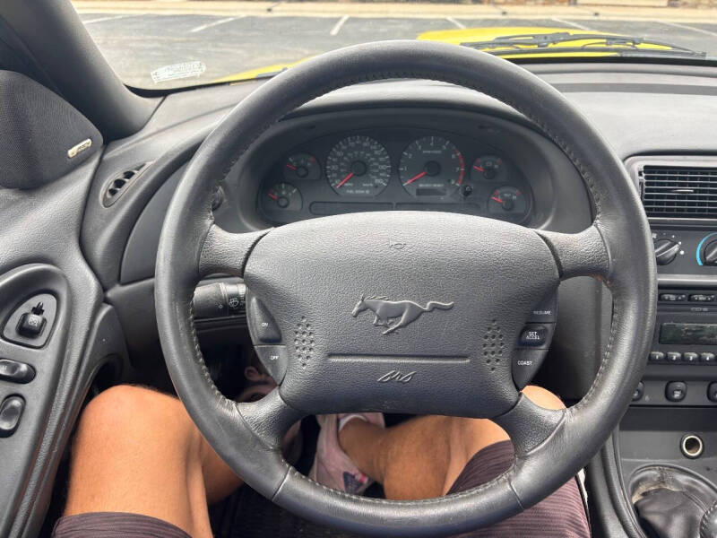 2001 Ford Mustang GT