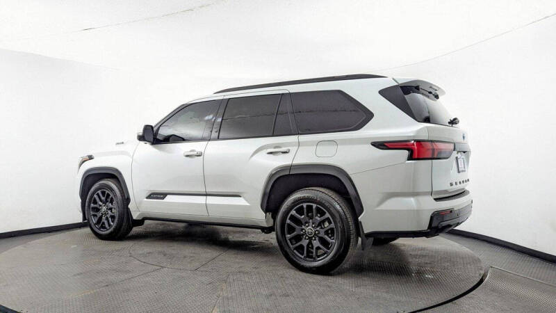 2023 Toyota Sequoia Platinum