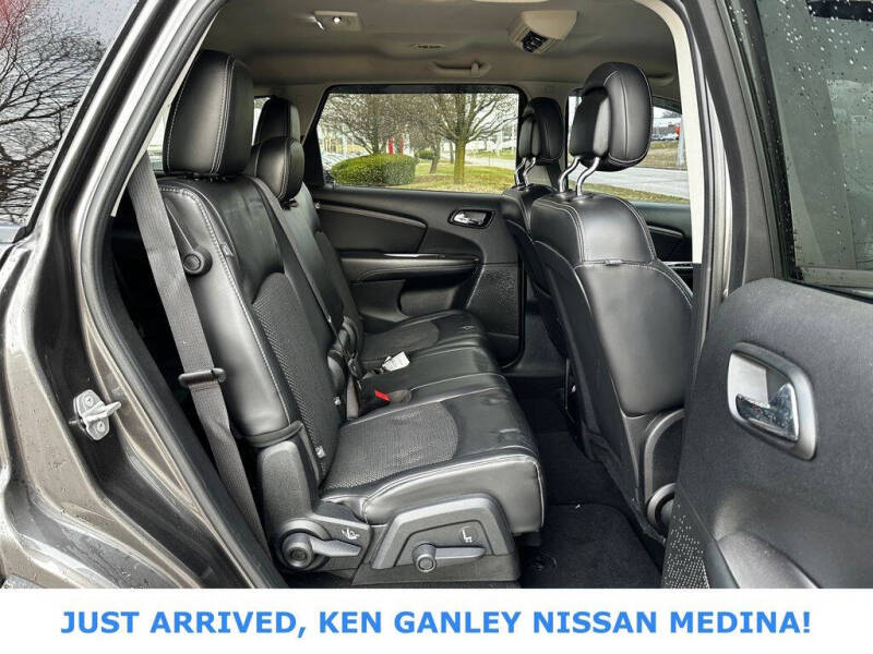 2016 Dodge Journey Crossroad