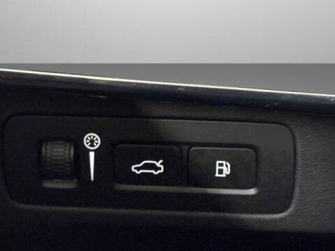 2021 Volvo XC90 Recharge T8 Inscription 6P