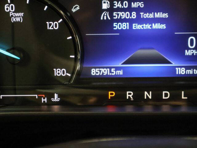 2022 Ford Escape Hybrid SEL