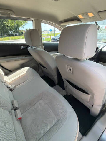 2015 Nissan Rogue Select S