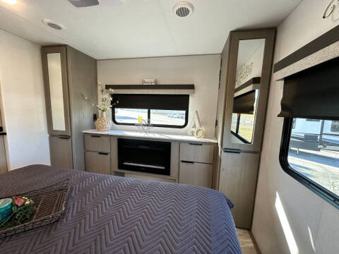 2024 Dutchmen Kodiak 2921FKDS