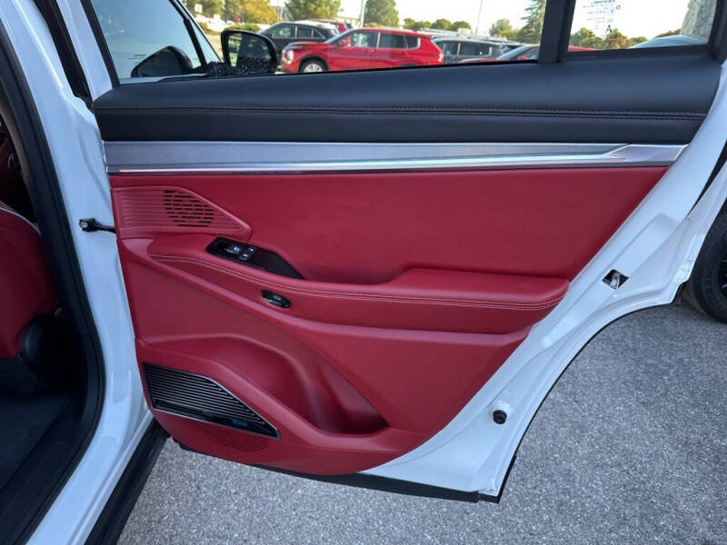 2024 Jeep Wagoneer S Launch Edition