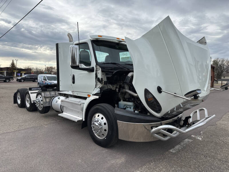 2021 International RH613