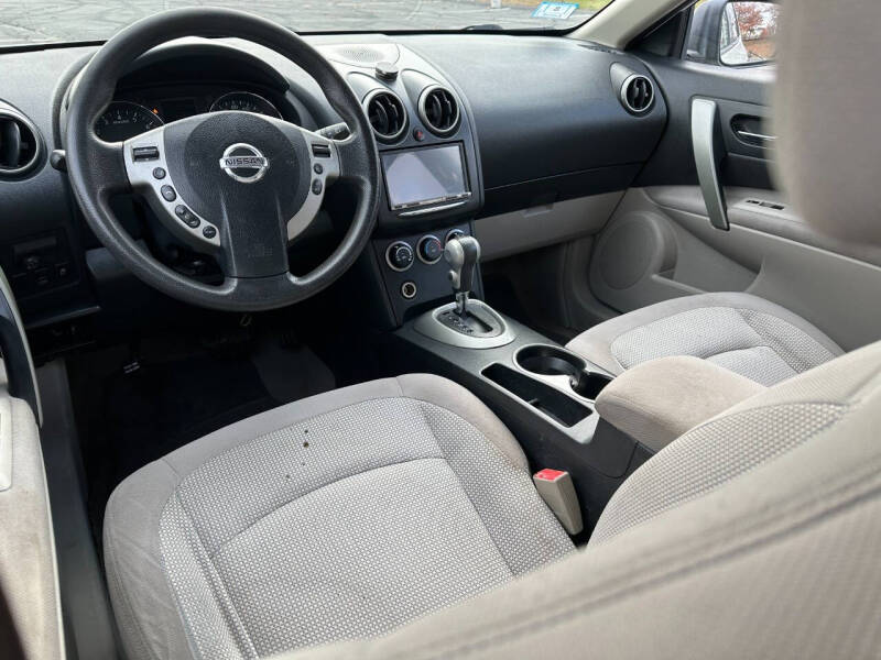 2011 Nissan Rogue SV