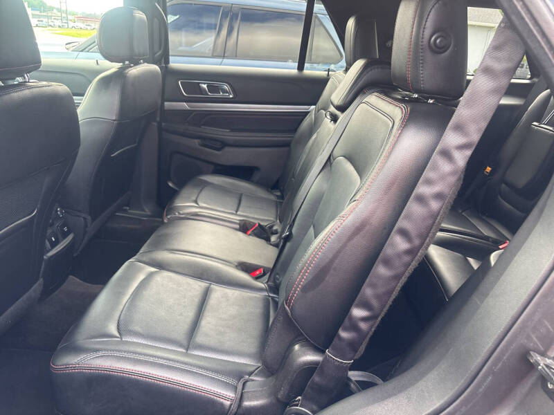 2017 Ford Explorer Sport