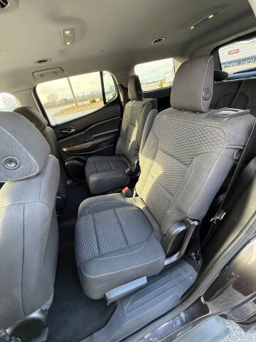 2017 GMC Acadia SLE-2