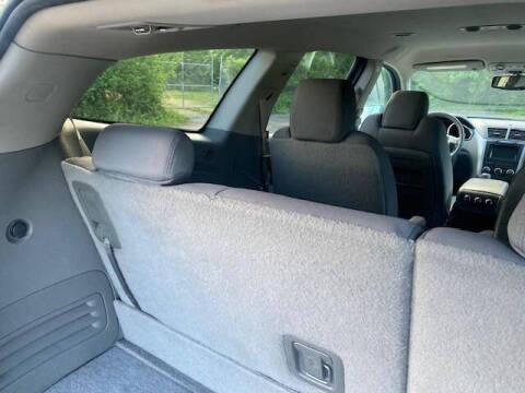 2011 Chevrolet Traverse LT